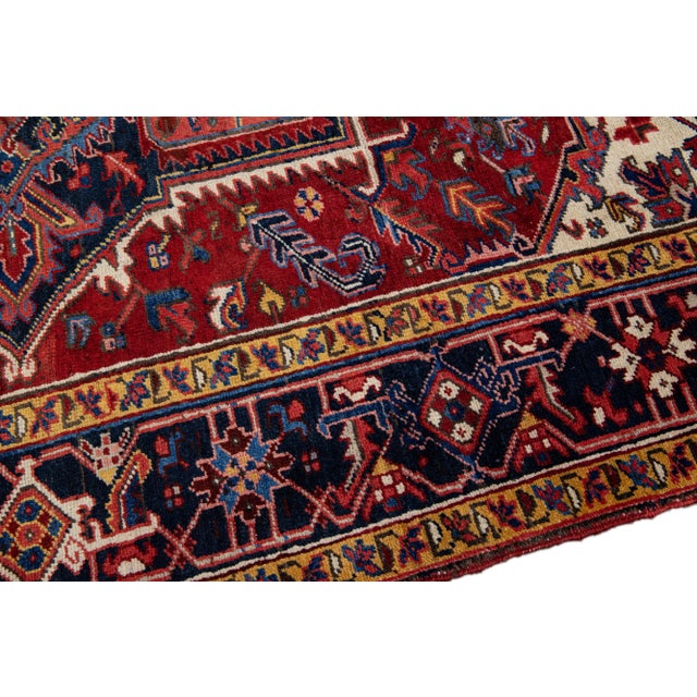 1960s Vintage Handmade Heriz Red Medallion Wool Rug 7'10" X 11'3" For Sale - Image 5 of 10