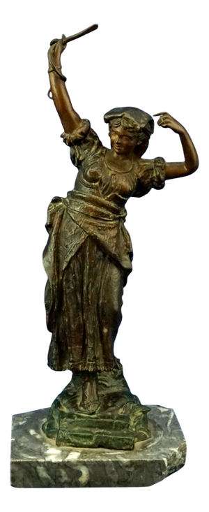 19th Century Sculpture of a Roman Ciociara Lady in White Bronze Metal and Marble, Italy, 1800s