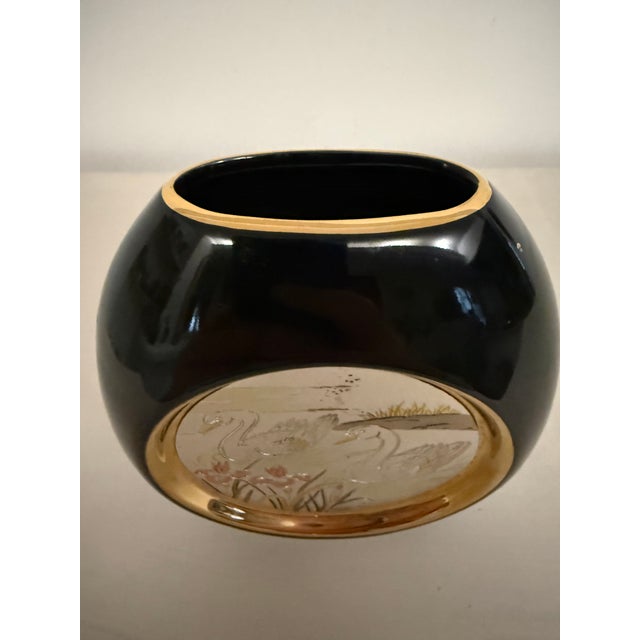 Metal Mid-Century Modern Japanese Black Ikebana Vase with 24k Gilded Swan Motif, 1970s For Sale - Image 7 of 14