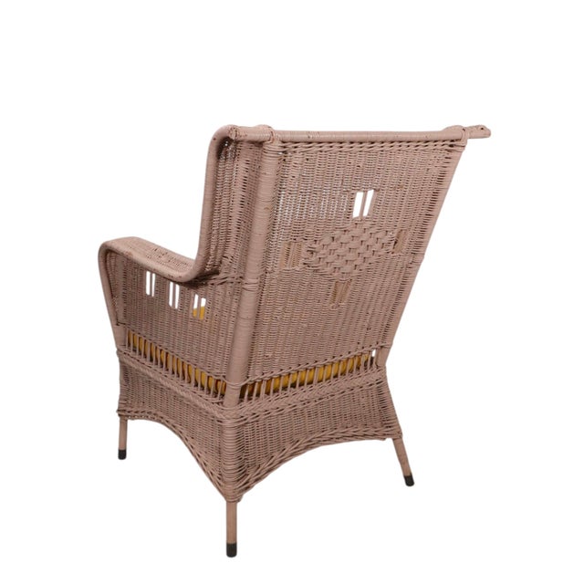 Off-white Vintage Arts and Crafts Wicker Lounge Chair For Sale - Image 8 of 15