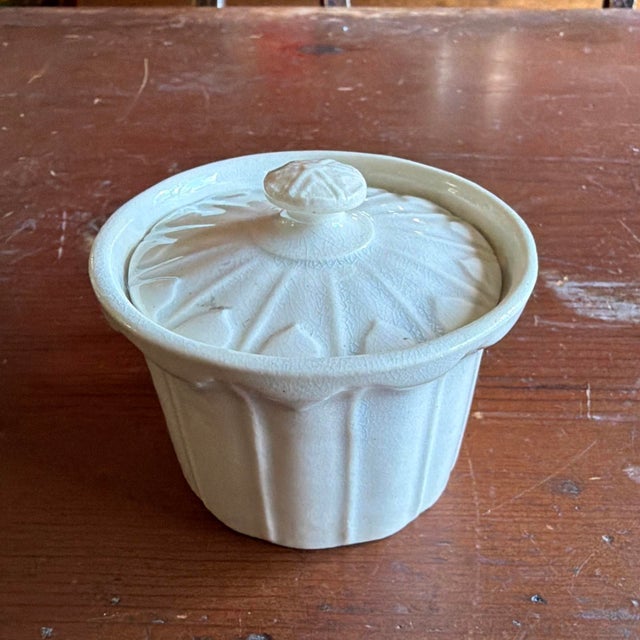 Antique Early 19th C. English Pearlware Fluted Lidded Mustard Pot C. 1800 For Sale - Image 15 of 18