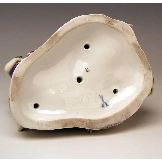 Model 2502 Cupids Figurine by Kaendler for Meissen For Sale - Image 9 of 10