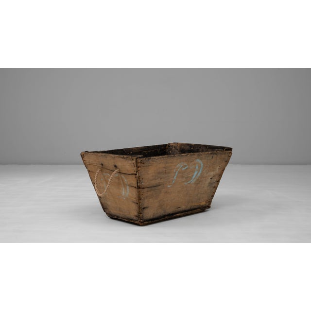 20th Century French Wooden Champagne Grape Harvesting Basket For Sale - Image 12 of 18
