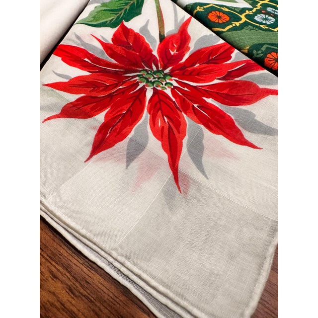 Vintage Set of 5 Women’s Floral Handkerchiefs For Sale - Image 4 of 11