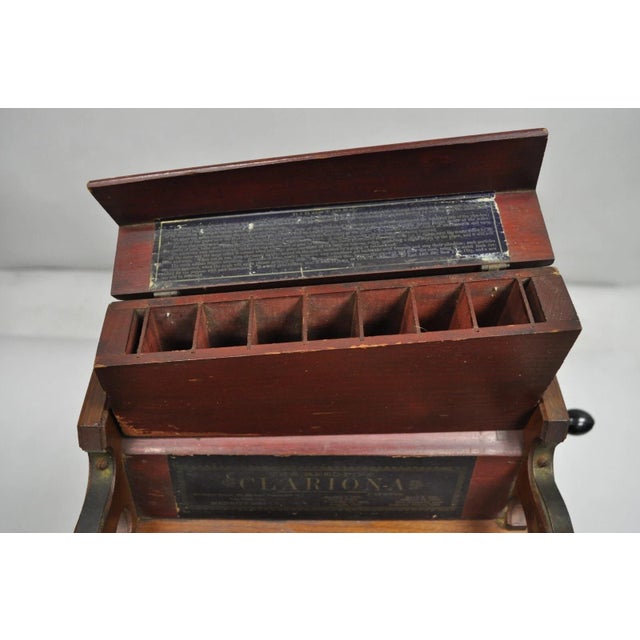Brown Late 19th Century Antique Victorian Clariona Merritt Gally 14 Reed Pipe Organette Small Music Box For Sale - Image 8 of 12