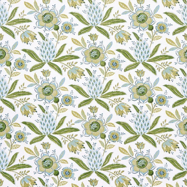 Sample - Schumacher Lafayette Botanical Wallpaper in Moss For Sale