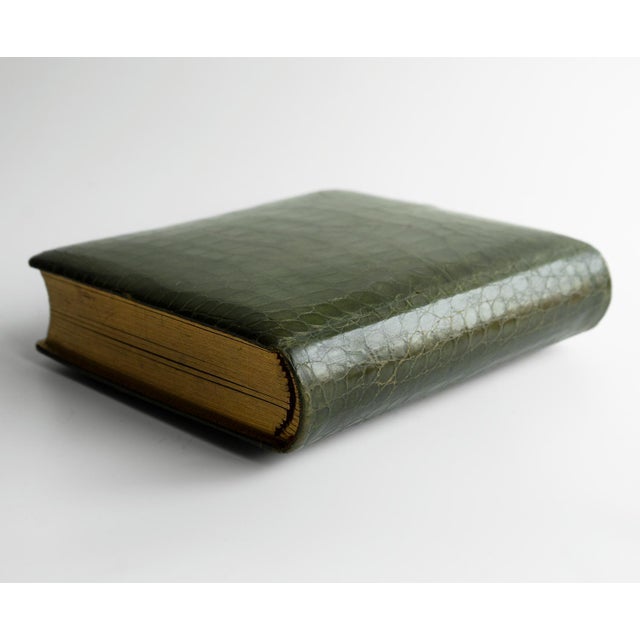Green Antique Victorian Green Crocodile Skin Leather Photograph Album and Contents, Late 19th Century For Sale - Image 8 of 17