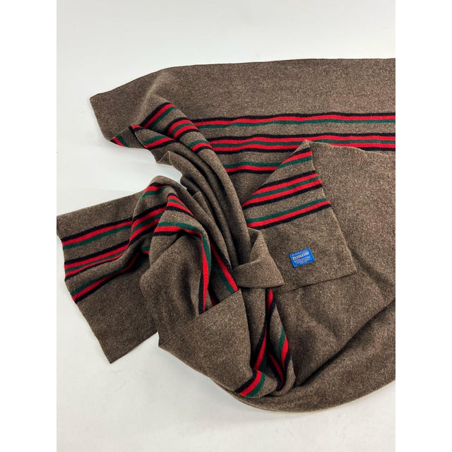 Rustic Vintage Pendleton Yakima Camp Throw Blanket For Sale - Image 3 of 6