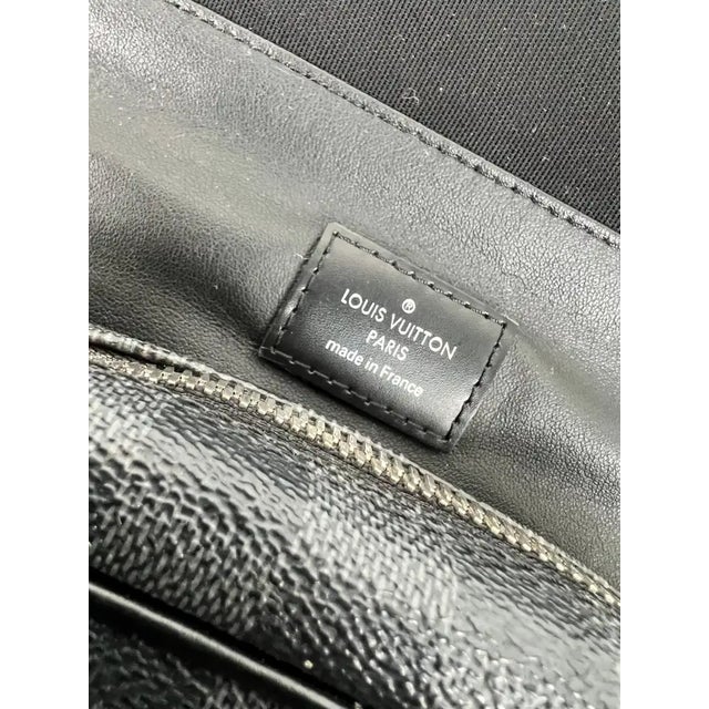 Louis Vuitton Damier Graphite Hanging Toiletry Pouch Bag Travel Organizer For Sale - Image 12 of 15