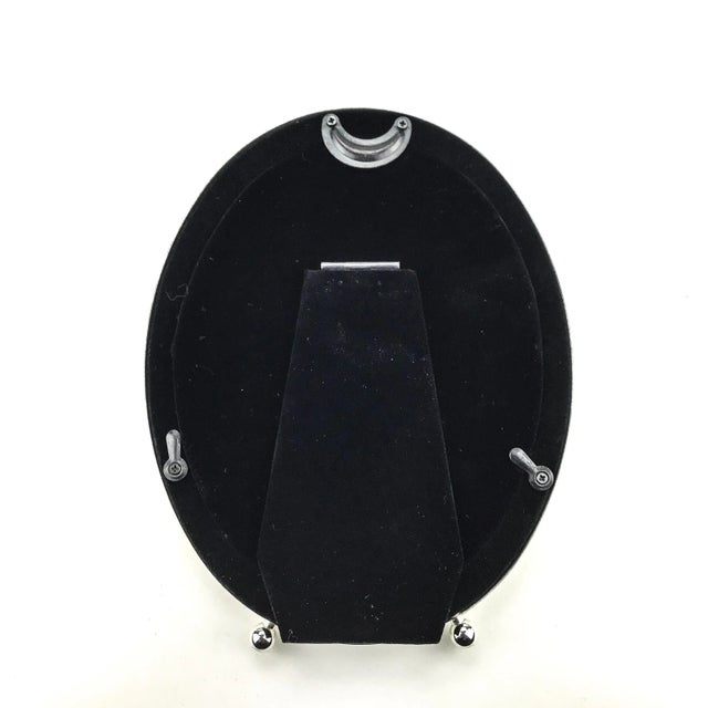 Silver Vintage Multi Photo Oval Silver Plate Frame For Sale - Image 8 of 9