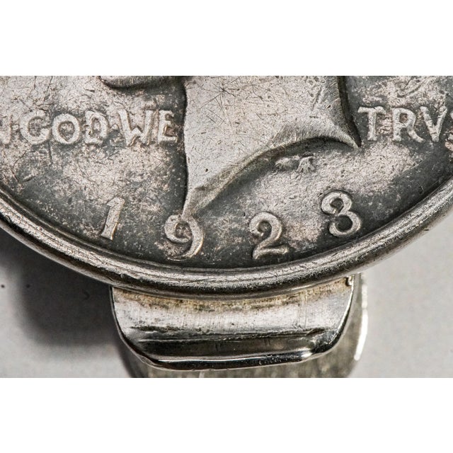 Americana Lady Liberty America Art 1923 Peace Dollar Coin Mounted Antique Sterling Silver Money Cash Clip For Sale In New York - Image 6 of 10