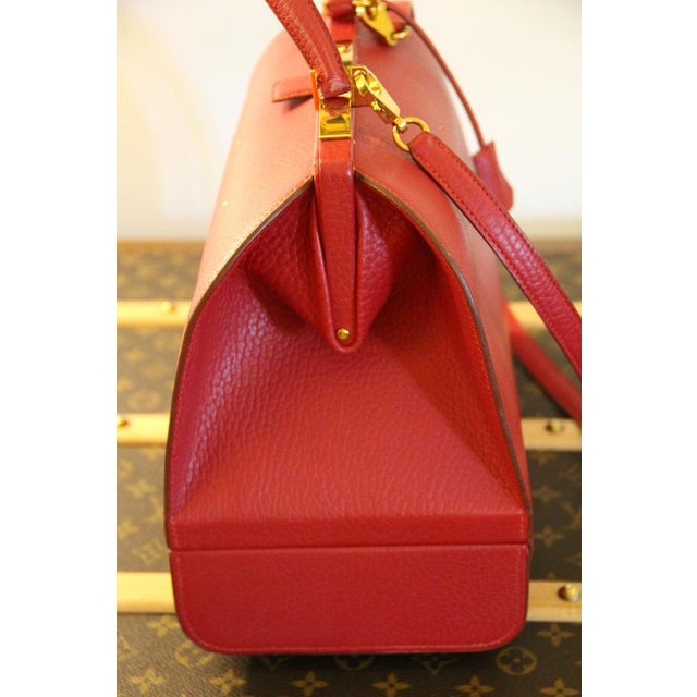 Red Leather Briefcase Bag with Shoulder Strap from Hermès, 1990s For Sale - Image 16 of 18