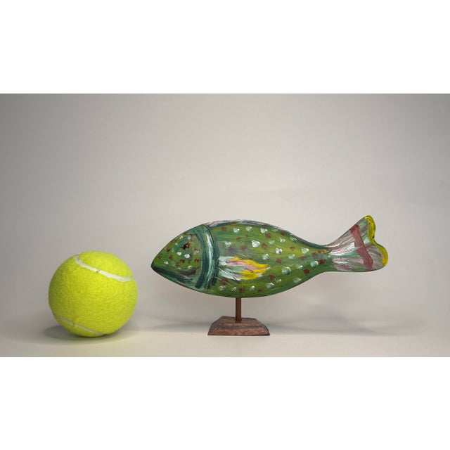 Vintage Coastal Sculpted Wood Hand Painted Tropical Fish Figurine, Green, Dark Pink, Yelllow For Sale - Image 12 of 12