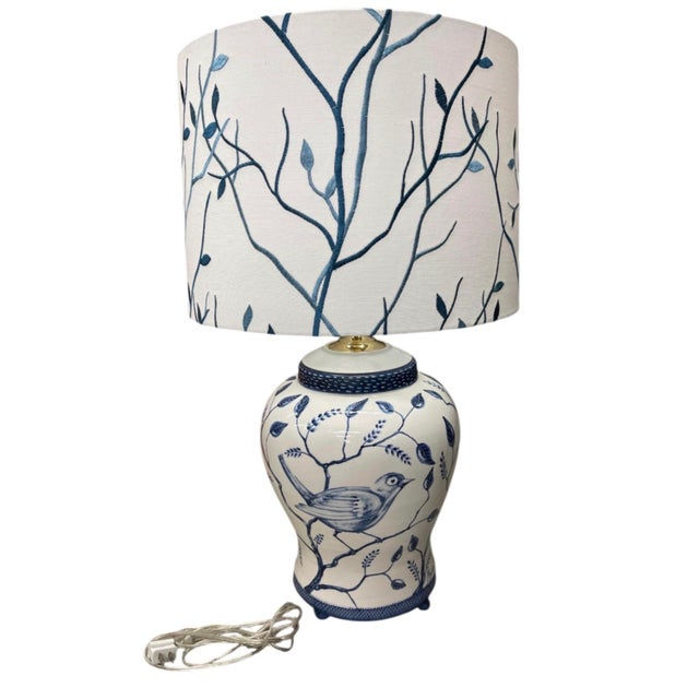 2000 - 2009 Vintage Italian Hand-Painted Blue & White Ceramic Bird Table Lamp For Sale - Image 5 of 12