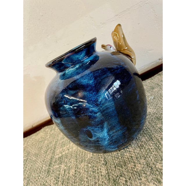 Majolica Vintage Majolica-Style High Relief Bird Vase For Sale - Image 4 of 7