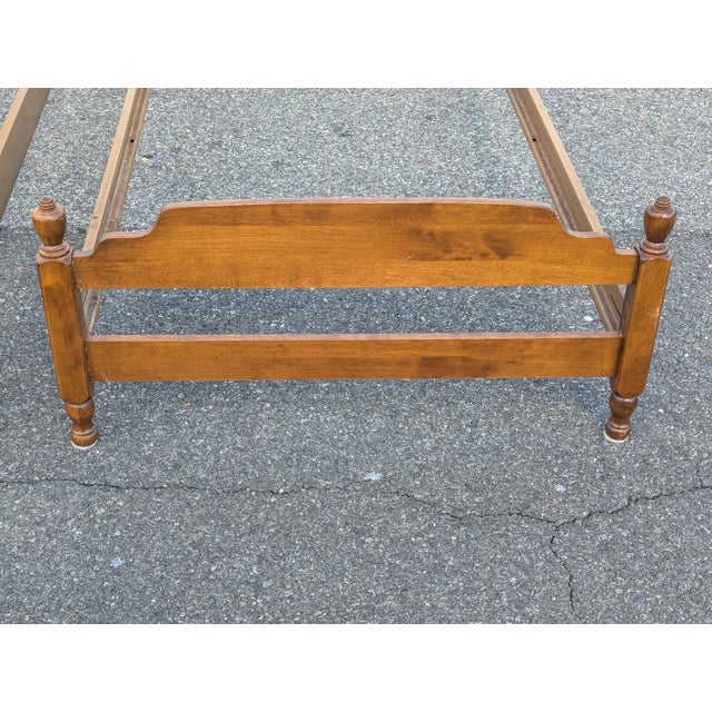 Ethan Allen Solid Maple 1960s Twin Bed Pair. Original Baumritter/Ethan Allen Quality For Sale In Washington DC - Image 6 of 13