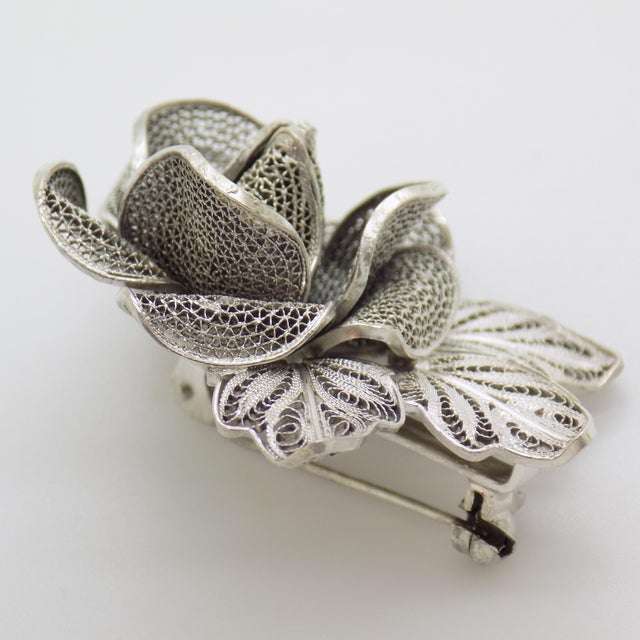 Vintage Italian Handmade Genuine Silver Filigree Medium-Sized Rose Flower Brooch For Sale - Image 4 of 13