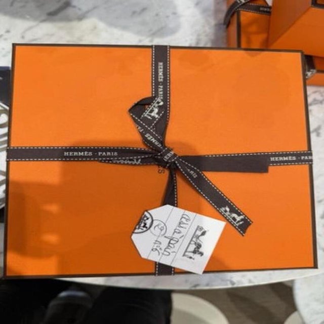 Plates from Hermès, 2010s, Set of 12 For Sale - Image 3 of 6