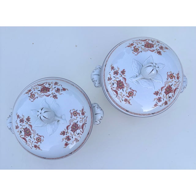 Late 20th Century Late 20th Century A Pair of Wedgwood Kashmar Lidded Ice Buckets For Sale - Image 5 of 15