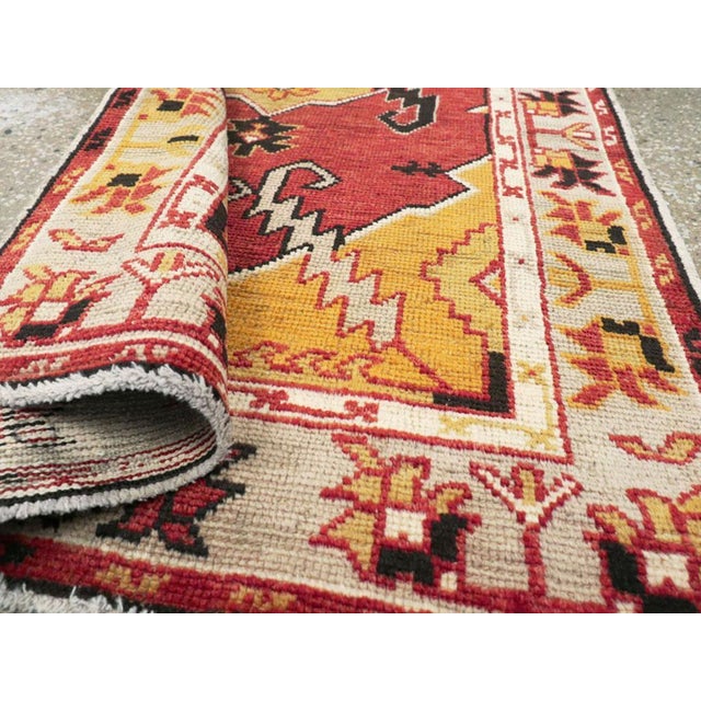Mid-20th Century Handmade Turkish Oushak Throw Rug For Sale - Image 9 of 9