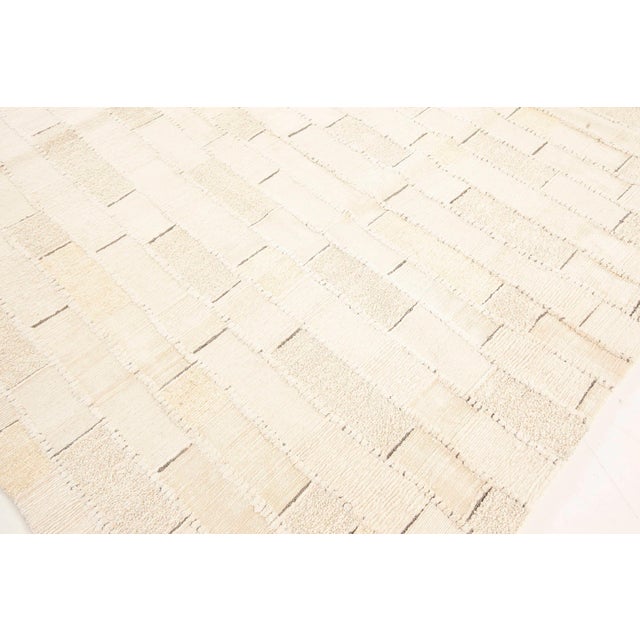Animal Skin Contemporary Textural Wool, Silk and Leather Rug by Doris Leslie Blau For Sale - Image 7 of 9