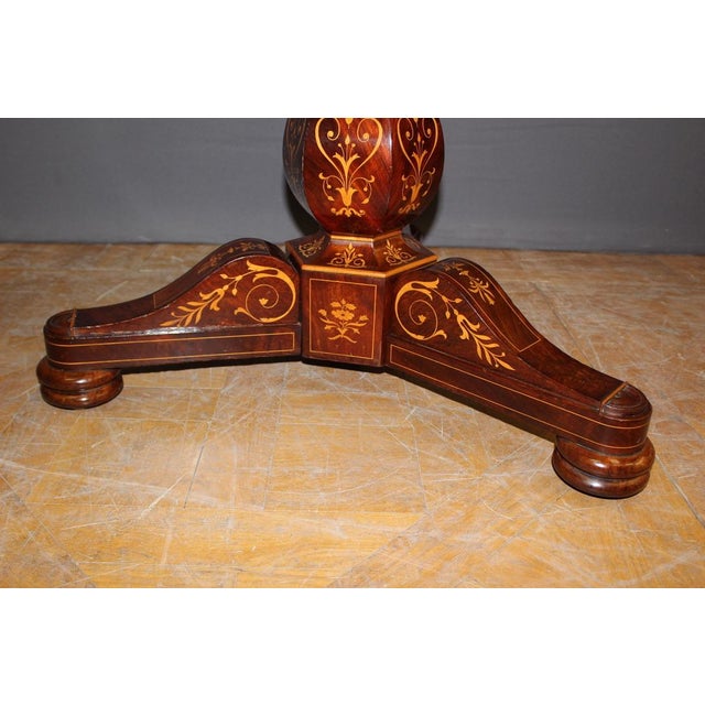 Wood 19th Century Charles X Pedestal Table in Mahogany & Maple Marquetry For Sale - Image 7 of 13