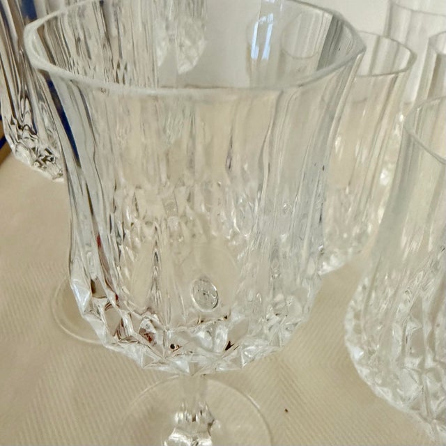 Cristal d' Arques Vintage French Cristal D’Arques Longchamp Crystal Wine Glasses Set of 8 For Sale - Image 4 of 8