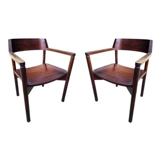 Late 20th Century Vintage Gunlocke Wooden Side Chairs- Set of 2 For Sale