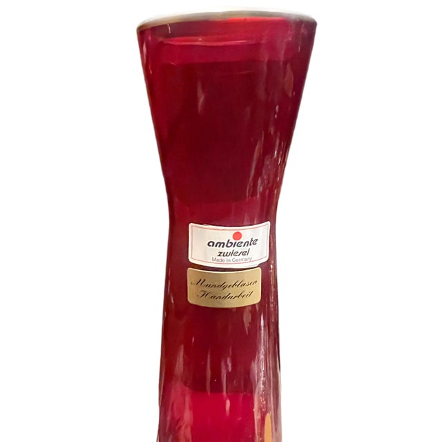 1950s Vintage Mid-Century Modern Style Ambiente Zwiesel Red & Blue Ombré Starburst Art Glass Vase For Sale - Image 5 of 8
