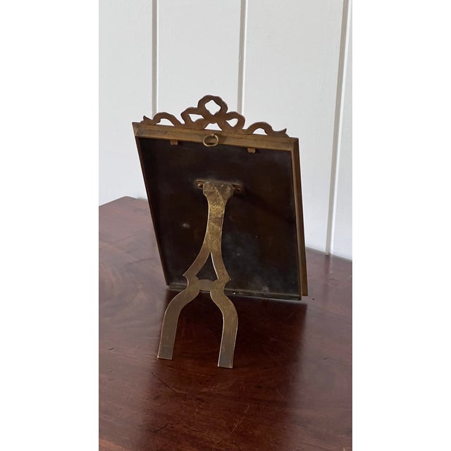 French Provincial Large Antique Brass Frame With Bow | Tabletop For Sale - Image 3 of 3