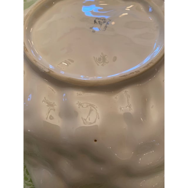 Vintage White Majolica Cabbage Leaf Serving Bowl For Sale In Palm Springs - Image 6 of 8