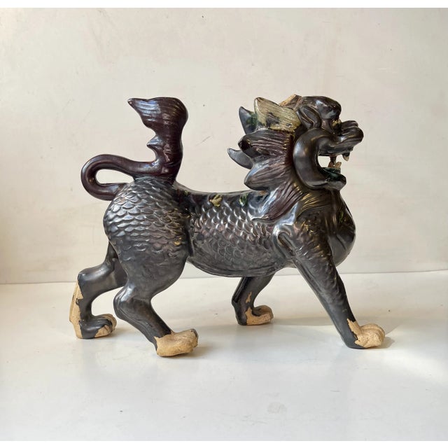 Japanese Edo Style Foo Dog in Glazed Ceramic For Sale - Image 6 of 12