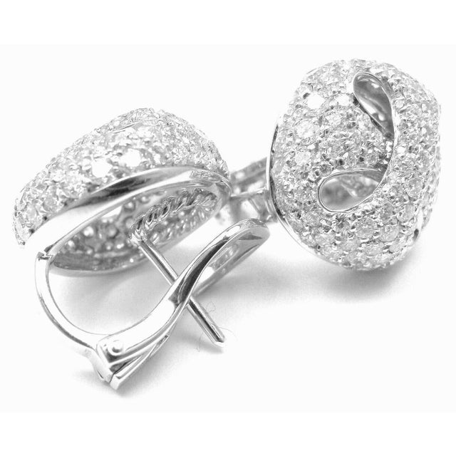 2010s Damiani 18k White Gold 3.03 ct Diamond Earrings. Retail: $28,190., Pair For Sale - Image 5 of 9