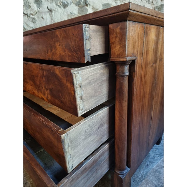 French Empire Walnut Commode, Early 19th Century For Sale - Image 4 of 18