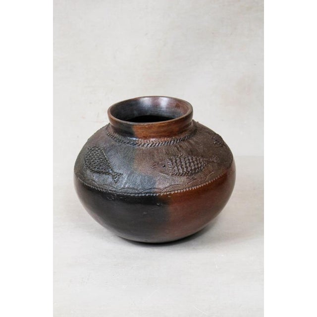 The Zulu pot, originating from South Africa, holds a distinguished role in the traditional practices of the Zulu people,...