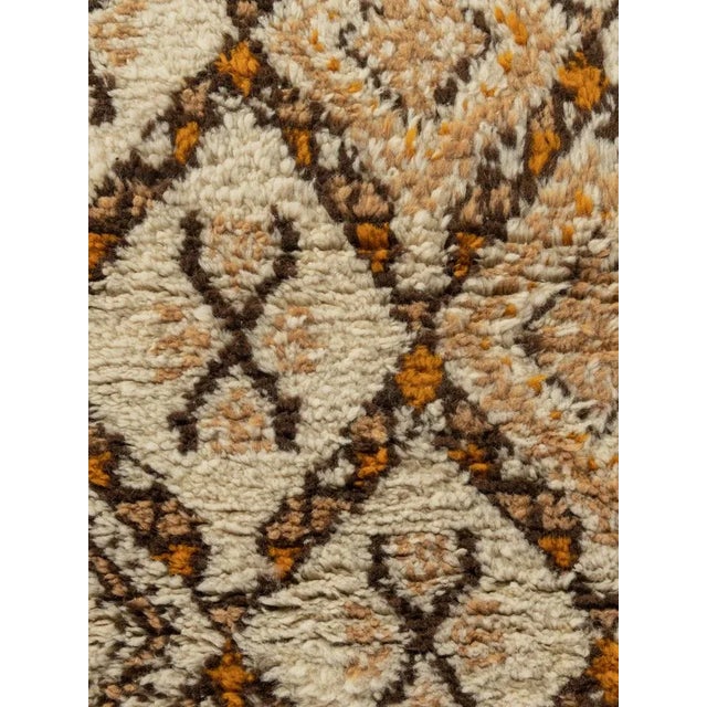 1960s Vintage Berber Rug, 1960s For Sale - Image 5 of 9