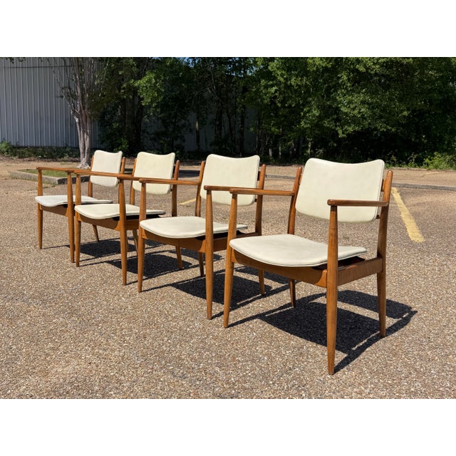 ✨ MID-CENTURY PERFECTION — FULL SET READY TO GO ✨ These aren’t just chairs… this is that clean, sculpted, Danish-inspired...