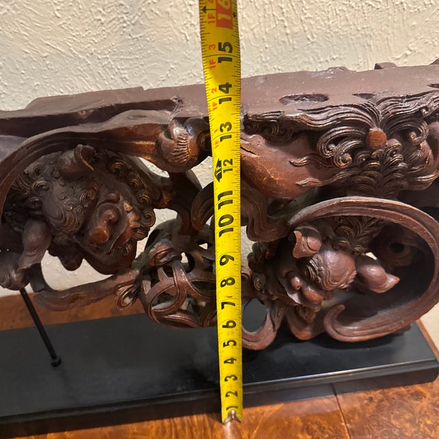 1990s Vintage Asian-Inspired Spiral Relief Sculpture | Bombay Company For Sale - Image 5 of 5