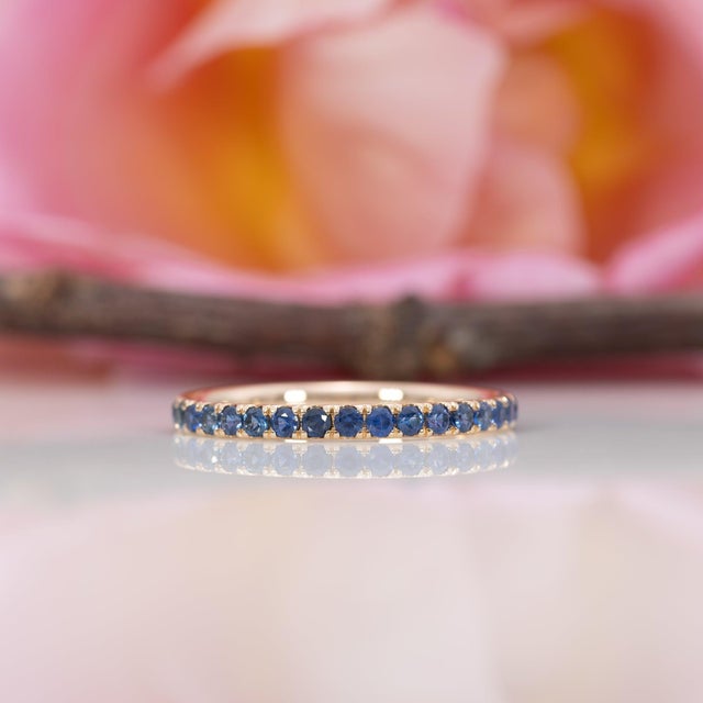 2020s Blue Sapphire Band Ring in Solid 14k Gold - Classic Sapphire Gemstone Band, Size 6.75 For Sale - Image 5 of 9
