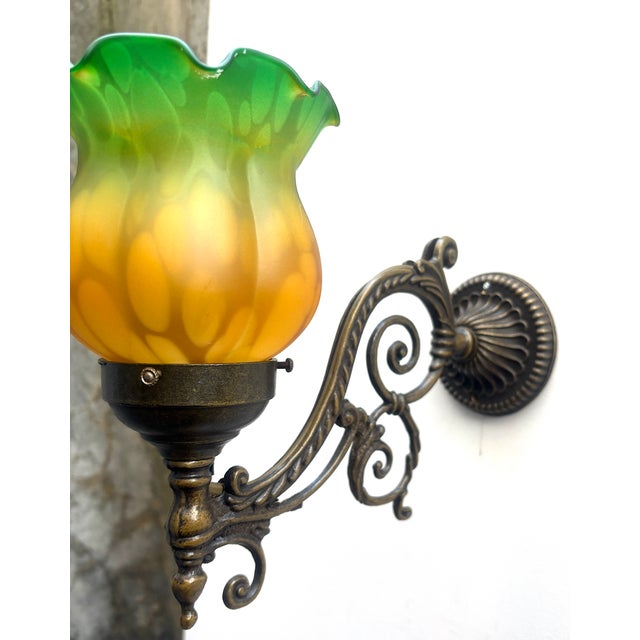 French Brass and Glass Wall Lamps, 1960s, Set of 2 For Sale - Image 10 of 11