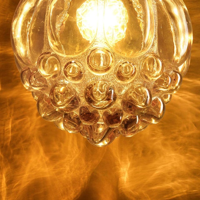 Mid-Century Modern Amber Bubble Glass Pendant Light by Helena Tynell for Limburg, Germany, 1960s For Sale - Image 3 of 8