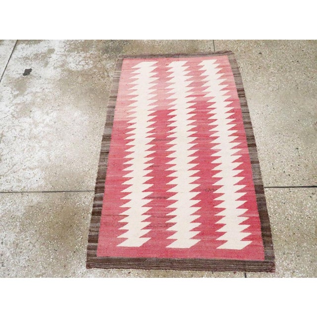 Galerie Shabab Collection Tribal Mid-20th Century Handmade American Flatweave Navajo Throw Rug For Sale - Image 4 of 10