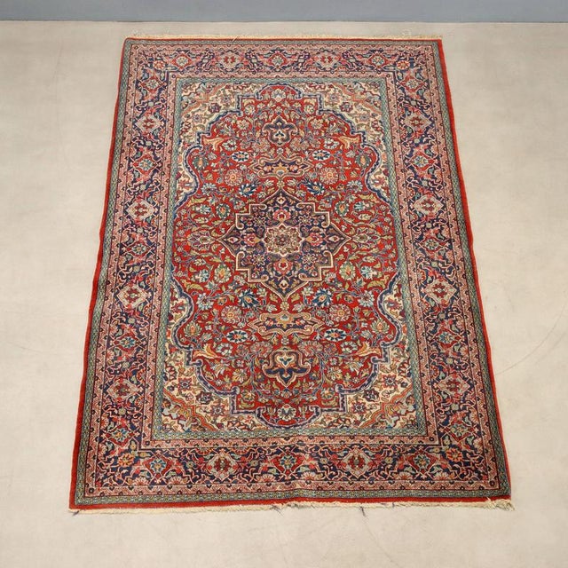 Middle Eastern Tappeto Keshan Rug For Sale - Image 3 of 9