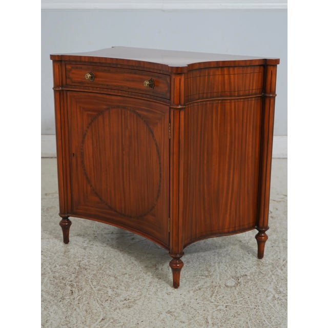 Age: Approx: 20 Years Old Details: Nice Curved Sides Key Locking Small Console Cabinet English Style Nice Inlay Work...
