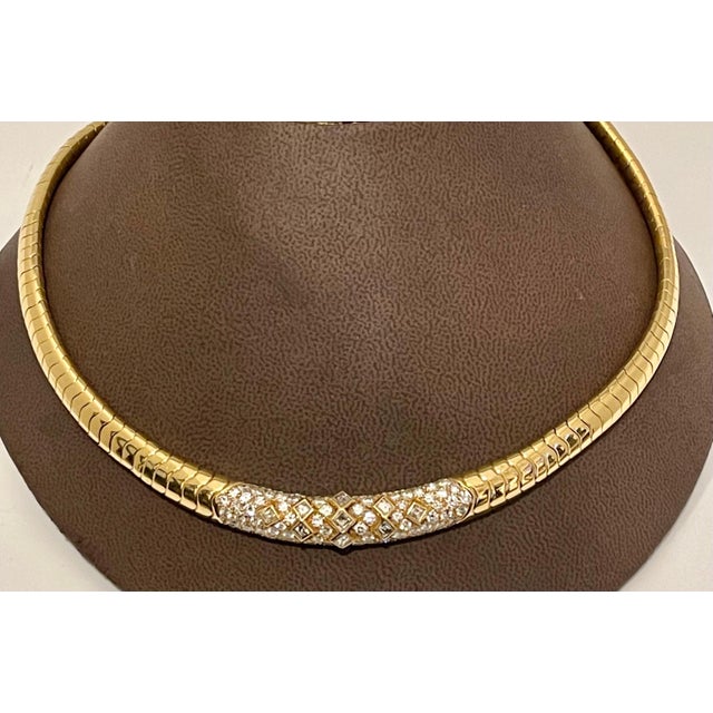 Van Cleef & Arpels 18 Kt Yellow Gold and 5.6 Ct Diamond Collar/Choker Necklace For Sale - Image 13 of 18
