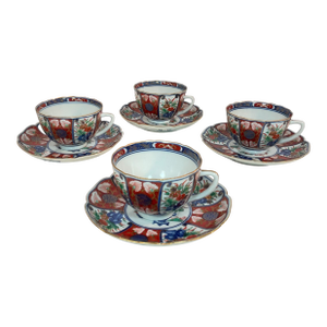Late 20th Century Imari Japanese Teacup and Saucer Set- 8 Pieces