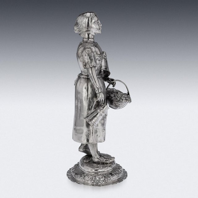 19th Century German Silver Figure of a Fruit Seller, 1880 For Sale - Image 6 of 18