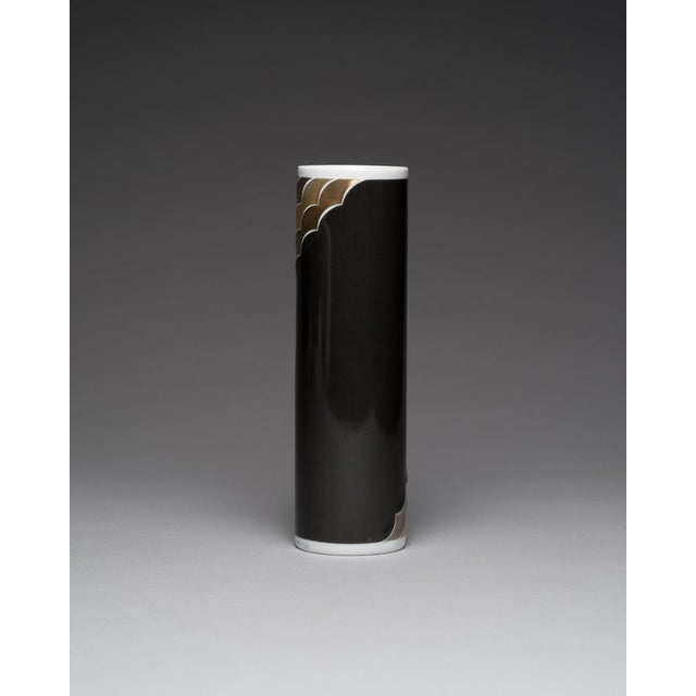 Postmodern Porcelain Bewegung Vase by Natale Sapone for Rosenthal, 1976 For Sale - Image 3 of 10