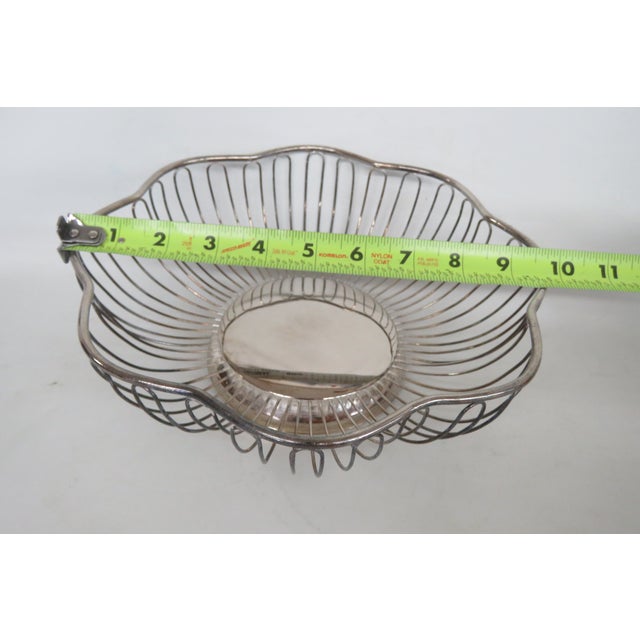 Silver Plated Metal Fruit or Bread Wire Basket Bowl With Scalloped Edges 5009b For Sale - Image 10 of 10