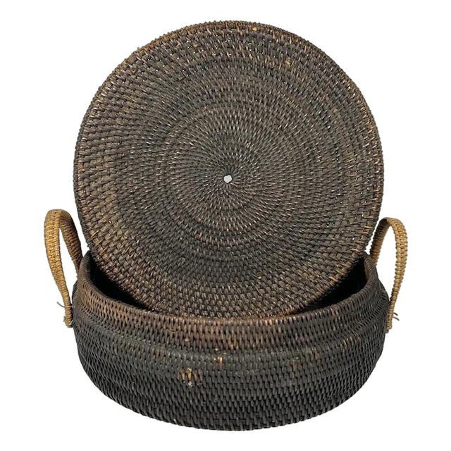 Native American Style Hand-Woven Lidded Basket, Early 20th Century For Sale
